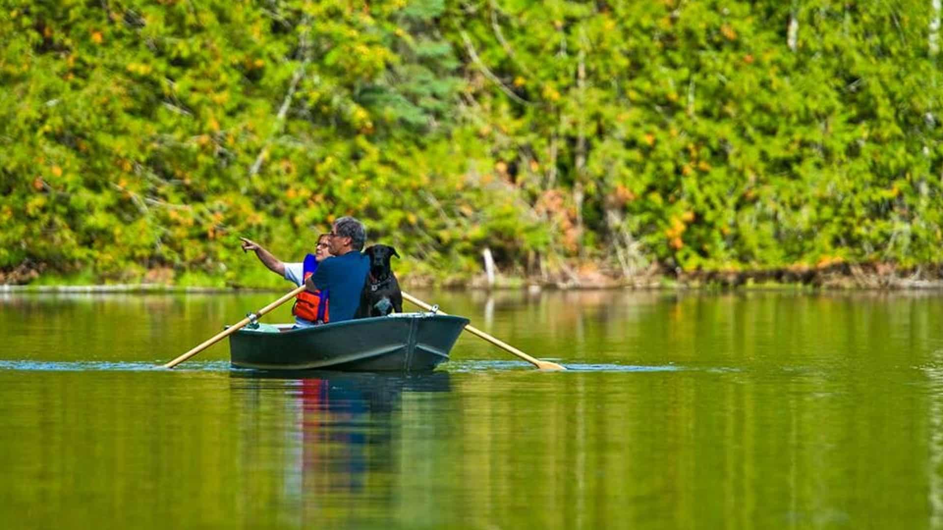 how-a-vacation-could-help-advance-your-career-cozy-cabins-lakefront